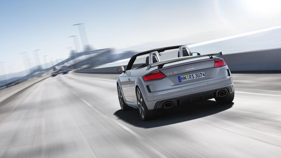  Audi TT RS Roadster (8S) 2019 года  (WW) (фото 2 из 25)